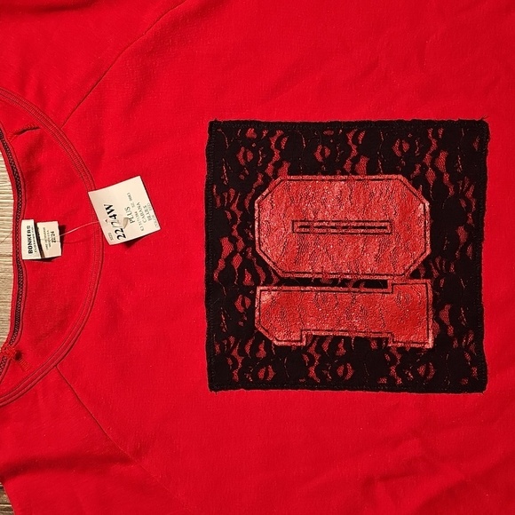 NWT Womens Bonkers Clothing Red Graphic #10 T-Shirt 22/24W - Picture 2 of 6